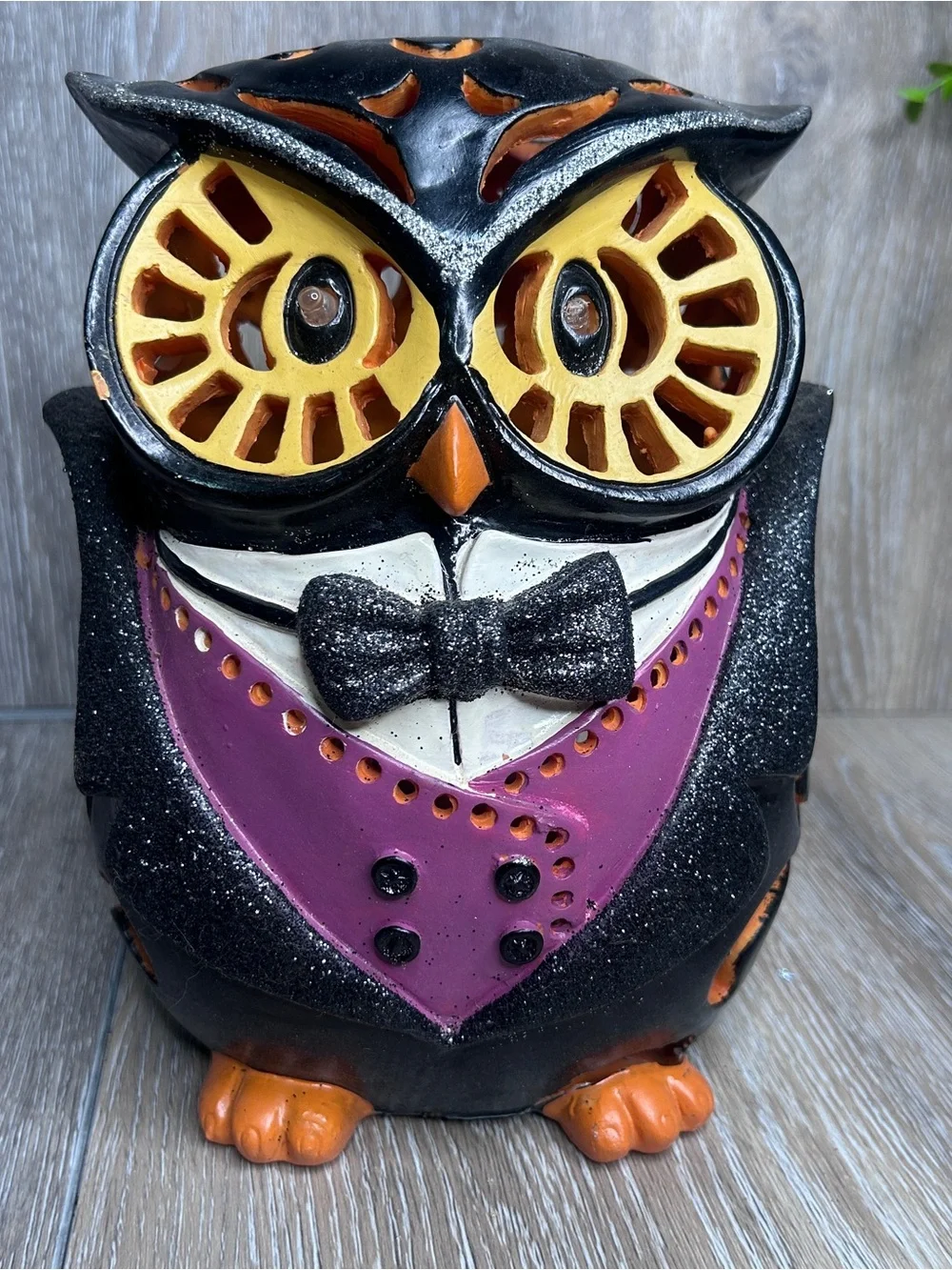 Cracker Barrel Halloween LED Color Changing Ceramic Owl Tuxedo Decor Light